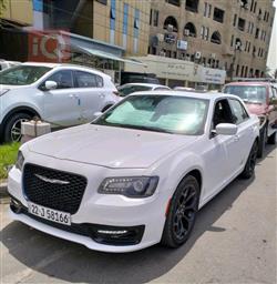 كرايسلر 300